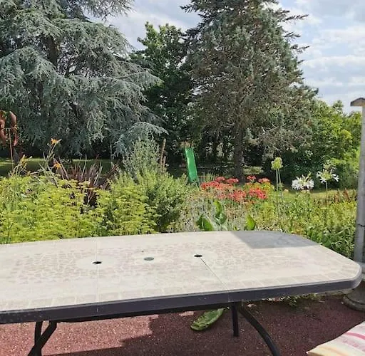 Les Logis De Catherine Et Serge דירה